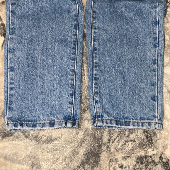 NWT DISTRESSED JEANS - Picture 5 of 7